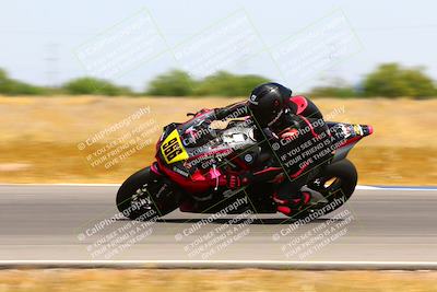 media/Apr-30-2023-CRA (Sun) [[020fcf5d43]]/Race 3-1000 Amateur Supersport/